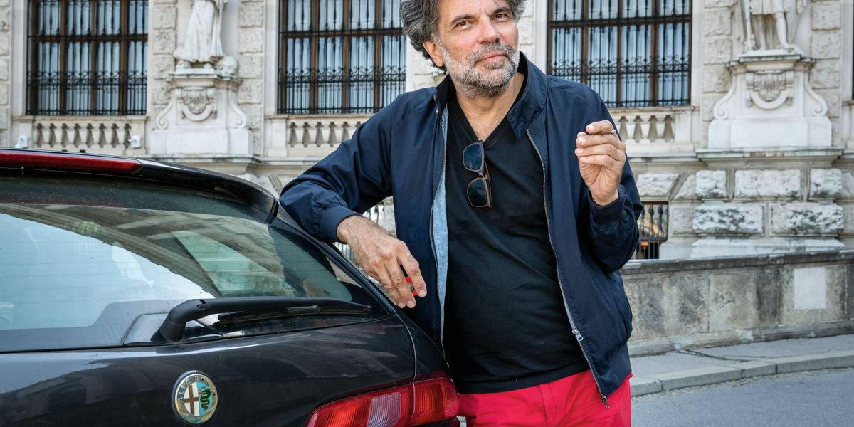 Philosoph Robert Pfaller: "Glück ist, in meinem Alfa Romeo zu sitzen"