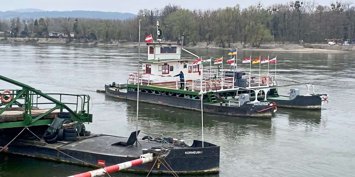 Die lange Reise der Rollfähre in Korneuburg