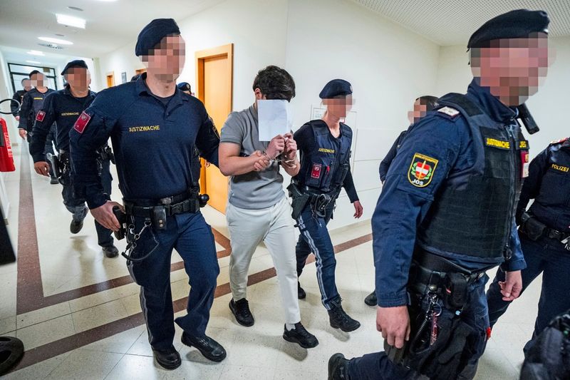 Verhältnis mit Ex-Schüler: Warum die Lehrerin im Jugendgang-Prozess nicht angeklagt wurde