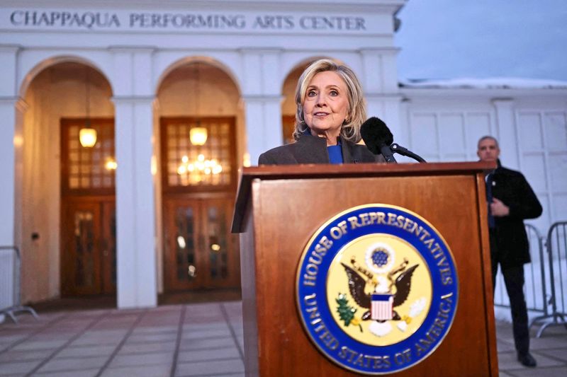 Hillary Clinton zu Epstein-Anhörung vor US-Kongress: "Parteipolitisches Theater"