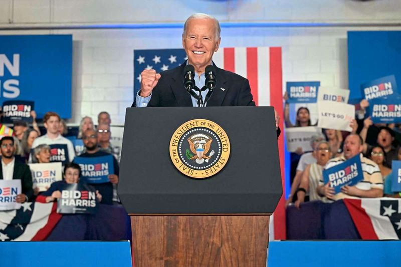 Biden zu Kandidatur für US-Präsidentschaft: "Ich bleibe im Rennen"