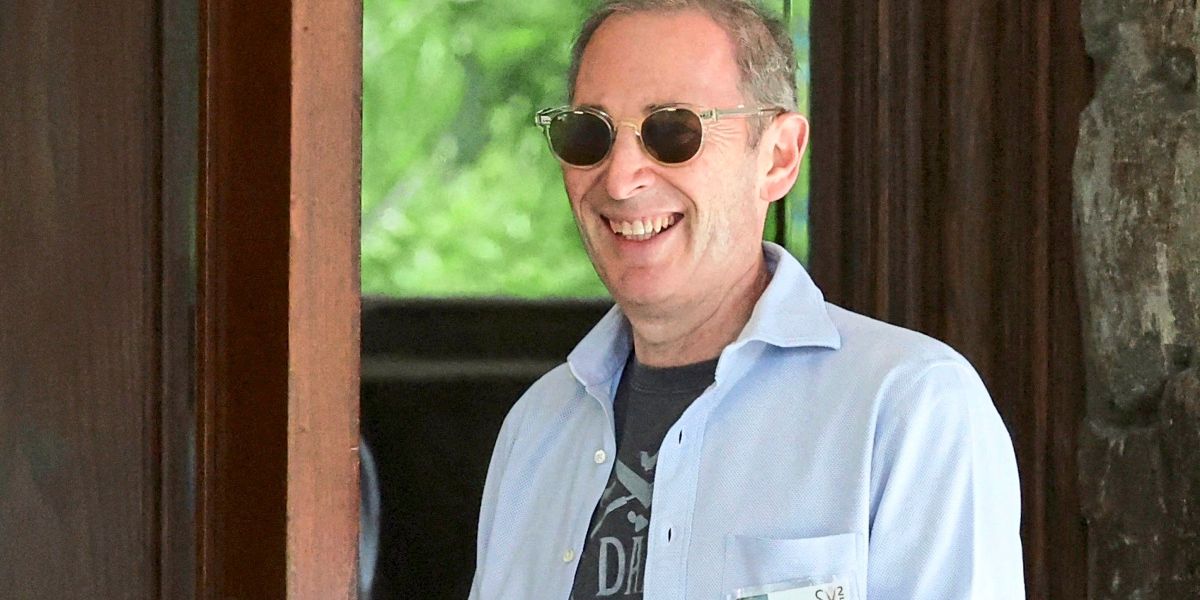 Amazon-CEO soll hinter der Sperre von Anthropic-Modellen stecken