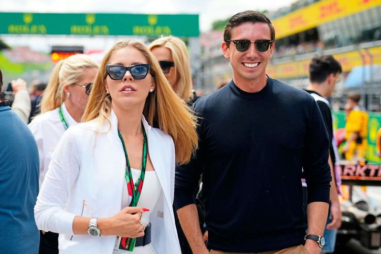 Red-Bull-Erbe Mark Mateschitz gemeinsam mit seiner Freundin Victoria Swarovski bei einem Formel-1-Event.