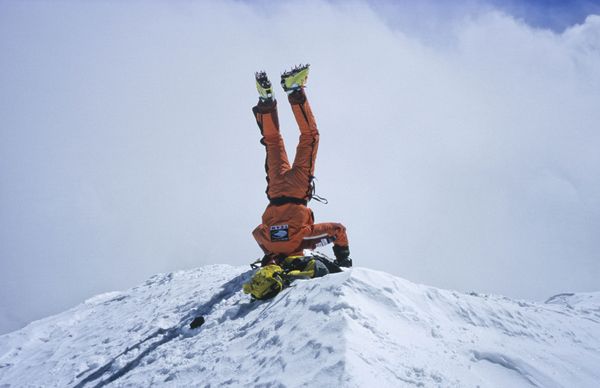 Reiseland-Saudi-Arabien-und-eine-M-lltone-auf-dem-Weg-von-Wien-nach-Japan