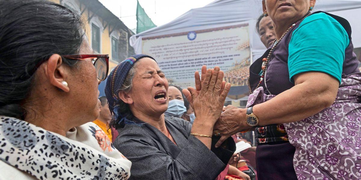 Mehr als 6.100 Menschen nach Sturzflut in Nepal vermisst