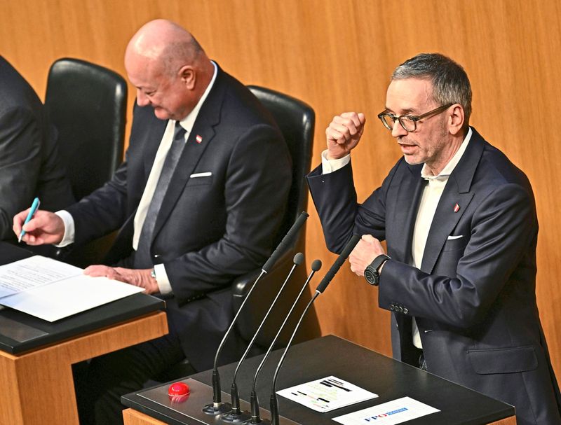 Abgabensenkung soll Strompreise drücken: Regierung verspricht "Entlastung", FPÖ ortet "Mogelpackung"