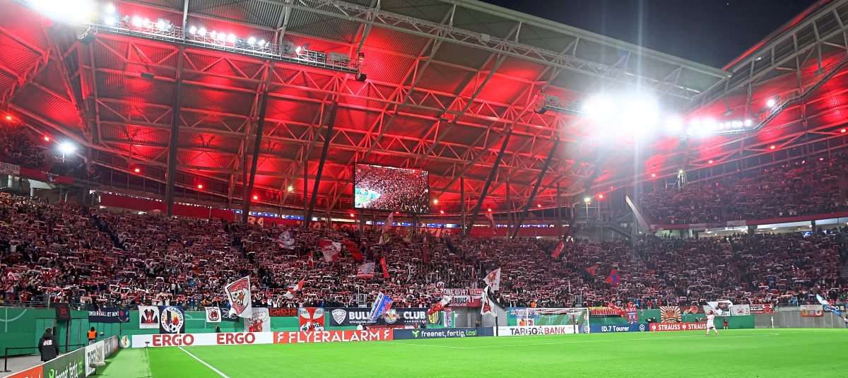 RB Leipzig investigates with police over Nazi salute – football