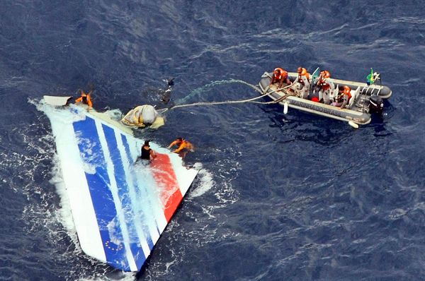 Air-France-und-Airbus-in-Paris-wegen-fahrl-ssiger-T-tung-verurteilt