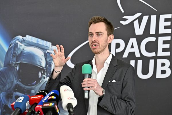 Nieder-sterreichisches-Raumfahrt-Start-up-Gate-Space-startet-2026-mit-Space-X-ins-All