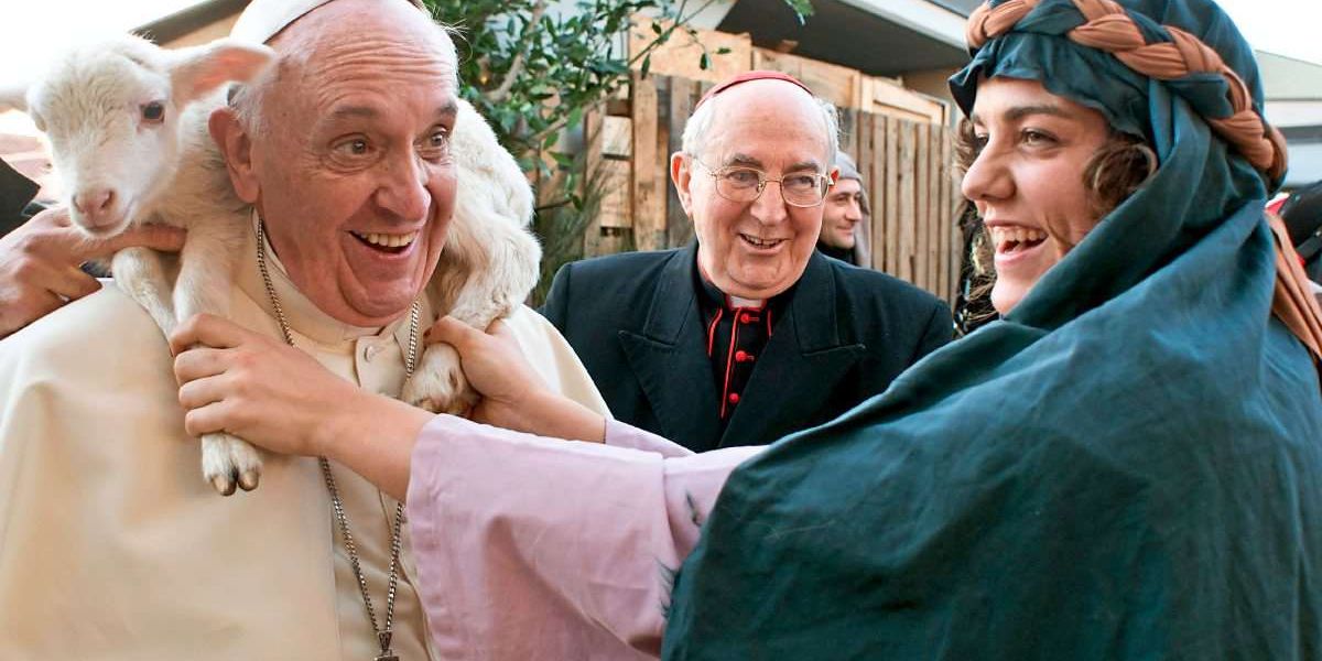 Der Social-Media-Papst: Ein Rückblick auf virale Hits und jede Menge Pizza