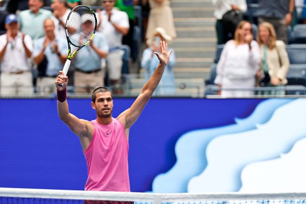 Alcaraz-und-Pegula-ziehen-ins-US-Open-Halbfinale