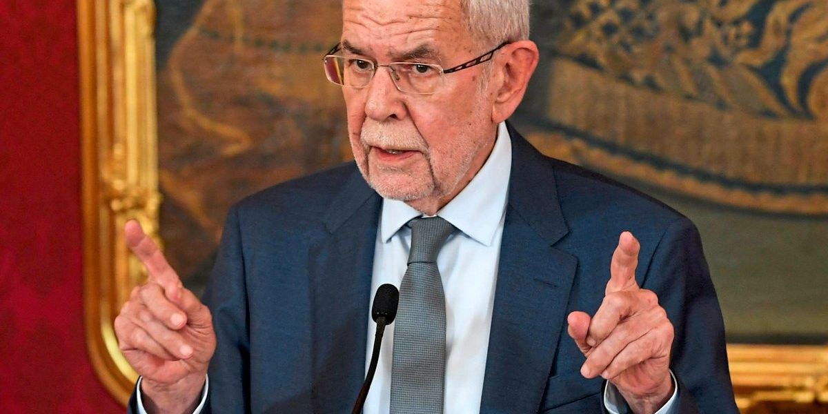Zwei Drittel wünschen sich, dass Van der Bellen wieder antritt - Vimarsana News