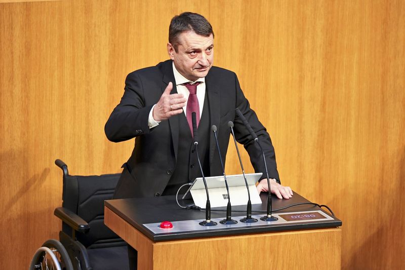 "Ich ließ mich überzeugen": KI-Stimme ermöglichte ÖVP-Abgeordnetem Rede im Parlament