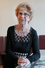 Sylvie Schenks neuer Roman über die Suche nach Licht im Weltdesaster