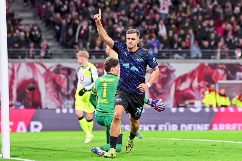 Baumgartner-Doppelpack bei Leipzigs 2:2 gegen Dortmund, Gregoritsch scort für Augsburg