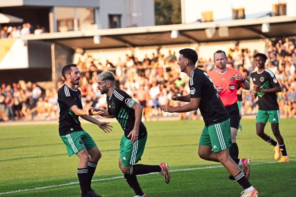 Wie-Wacker-Innsbruck-mit-R-ckenwind-aus-den-USA-zur-ck-in-die-Bundesliga-will