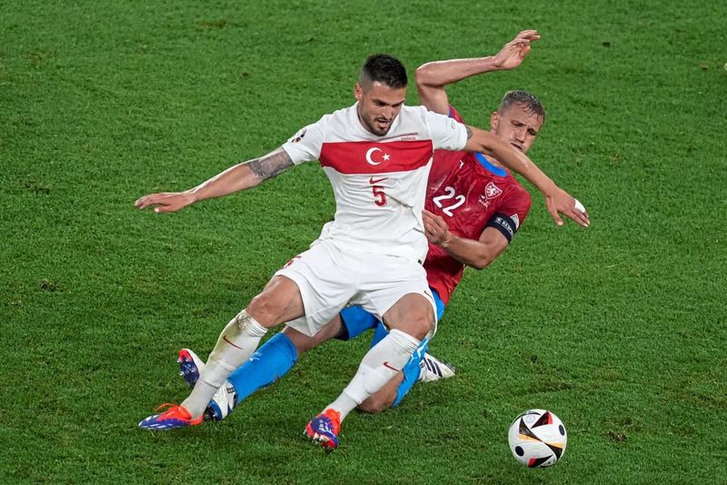 Türkei gewinnt 2:1 gegen Tschechien und trifft im Achtelfinale auf das ÖFB-Team