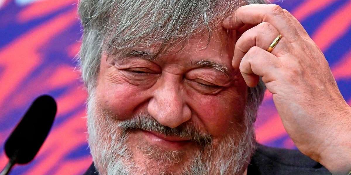 Stephen Fry Enthusiastically Champions His Right to Vote in Austria