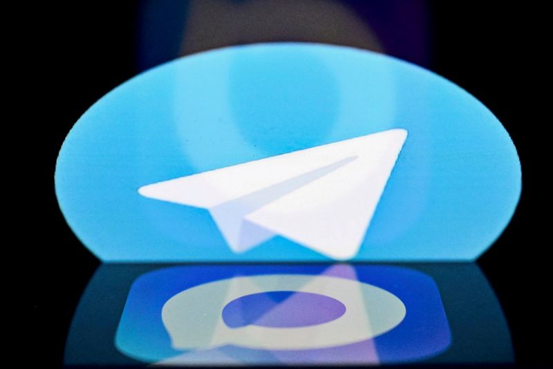Russland gegen Telegram: "Wie sollen wir denn kämpfen? Mit Brieftauben?"