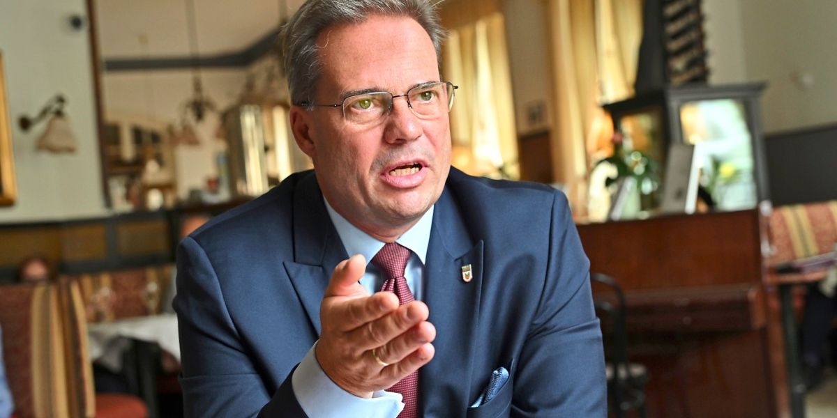 Milizverband-Präsident Richter: "Der Grundwehrdienst ist ja kein Ferienlager"