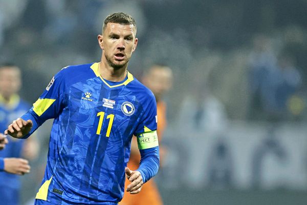 Bosnien-Herzegowina-in-sterreich-Gruppe-mit-m-hevollem-Sieg-gegen-San-Marino
