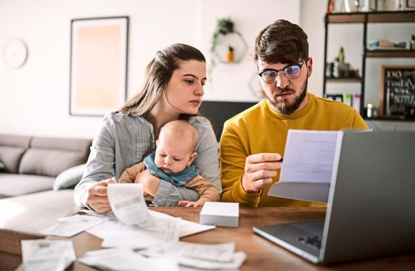 Wie-viel-muss-eine-Familie-heute-verdienen-um-gut-leben-zu-k-nnen-