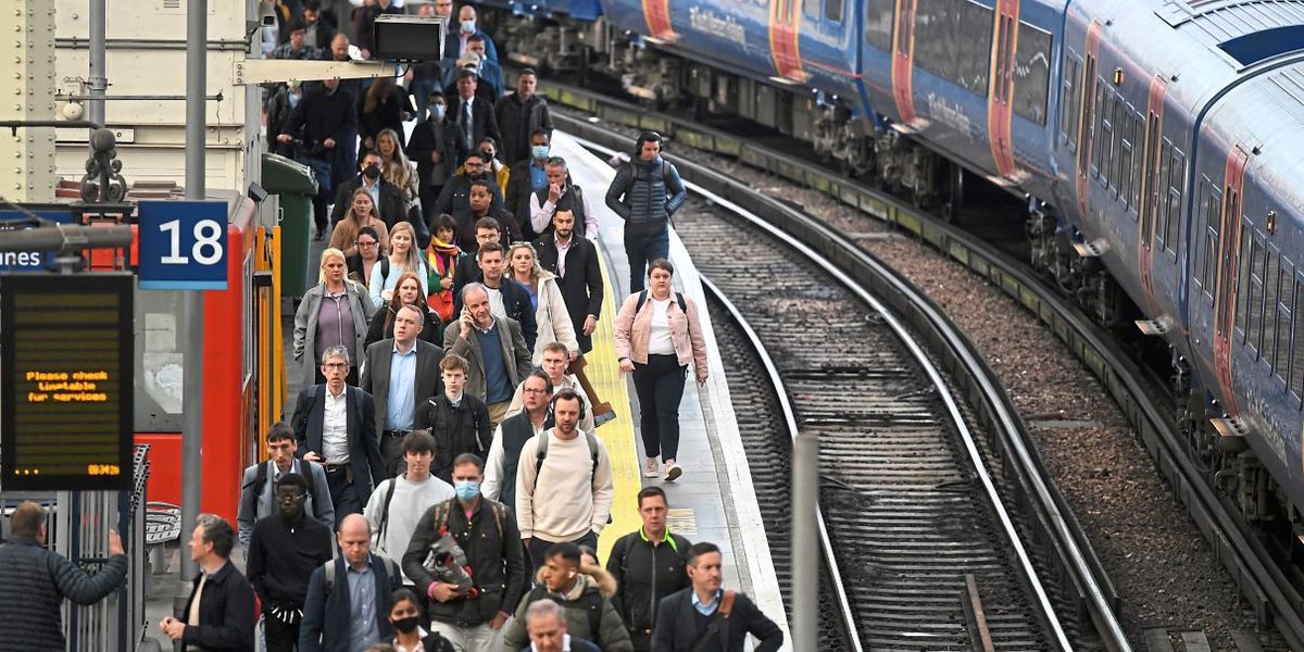 Bahngewerkschaft in Großbritannien droht mit Großstreik im Sommer