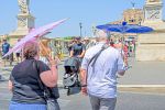 Italiens Bevölkerung schrumpft bis 2080 um mehr als 13 Millionen Die Zahl der Einwohner Italiens wird auf 45,8 Millionen sinken. Im Jahr 2080 soll das Durchschnittsalter der Bevölkerung bei rund 52 Jahren liegen