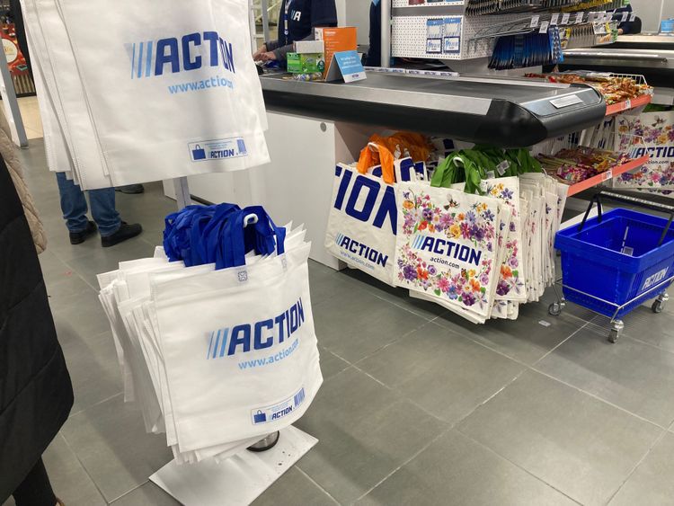 Discounterkette Action ruft Fütterungsset für Babypuppe zurück