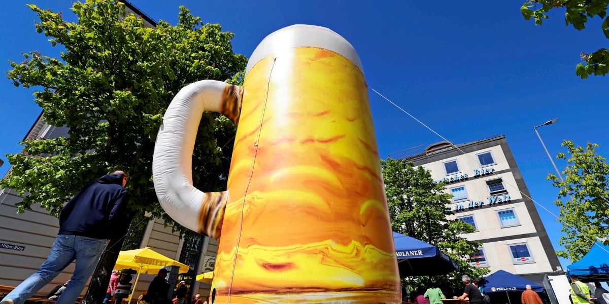 Muss man nach dem Biertrinken mehr urinieren?