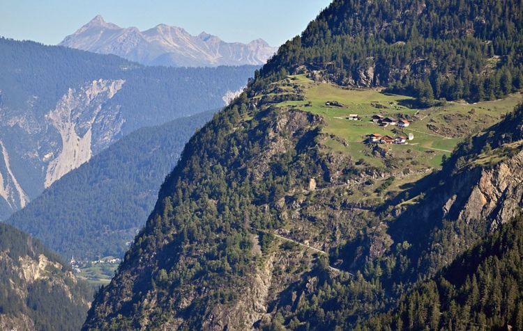 Tirol ist auch ohne rülpsender Familie schön.