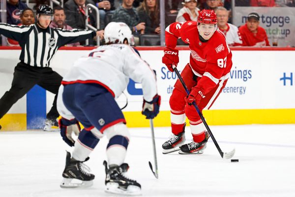 marco-kasper-gewinnt-mit-detroit-sein-100-nhl-spiel