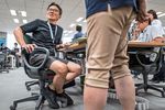 In Tokio sind in den Büros jetzt Shorts erlaubt, ja sogar erwünscht