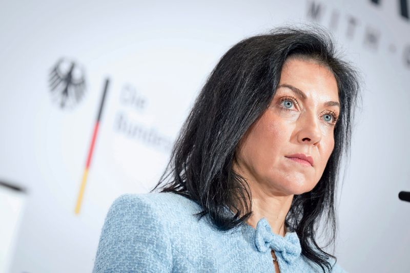 Deutsche Wirtschaftsministerin nach Treffen im Tiroler Seefeld unter Druck