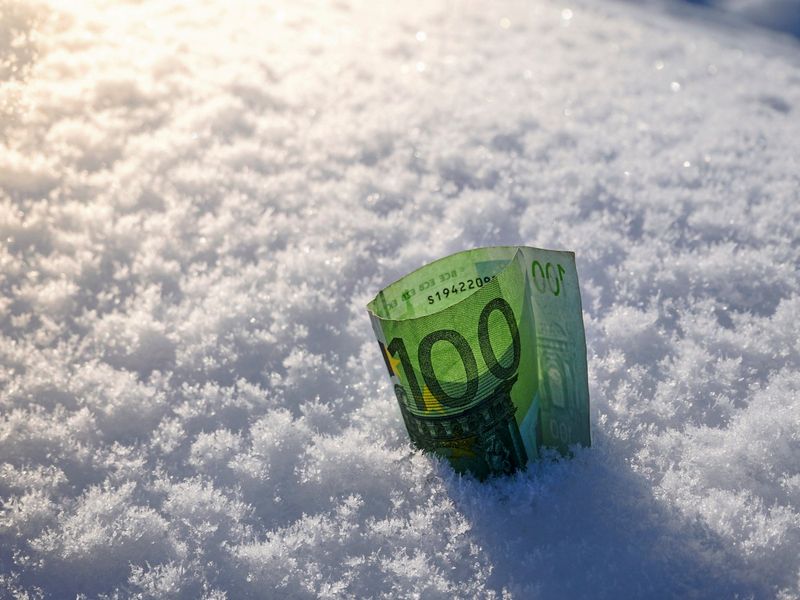 Zehn Tipps, wie man in der Saison 2025/26 beim Skiurlaub sparen kann