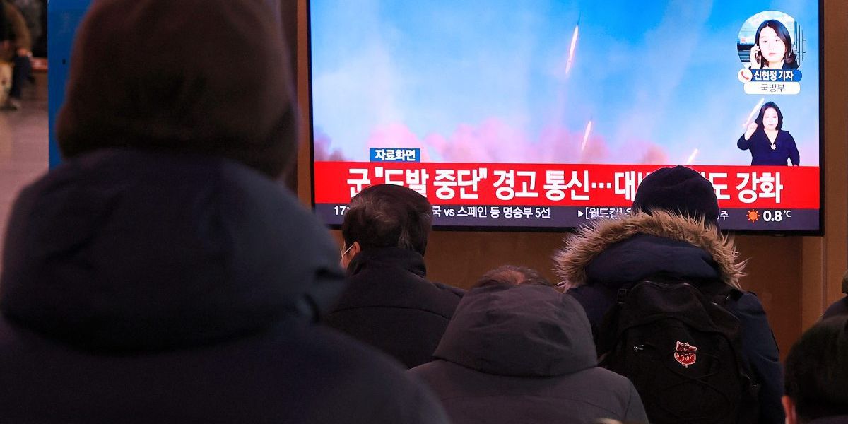 Nordkorea schoss erneut Warn-Salven ab