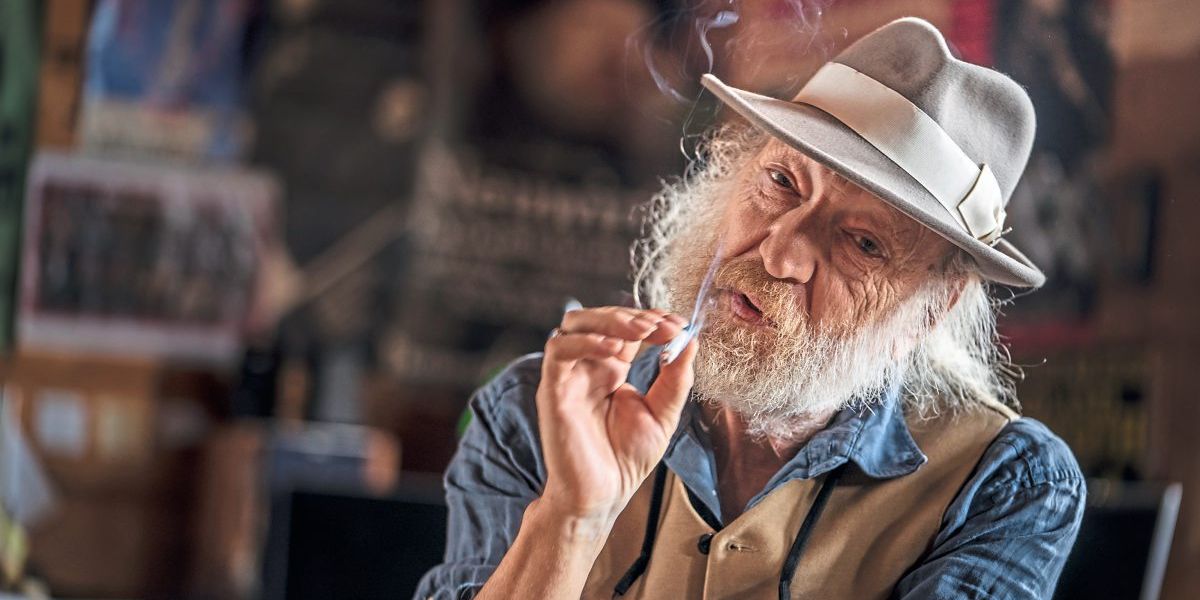 Weit mehr als nur "Schall und Rauch" Roland Neuwirth wird 70 + 2
