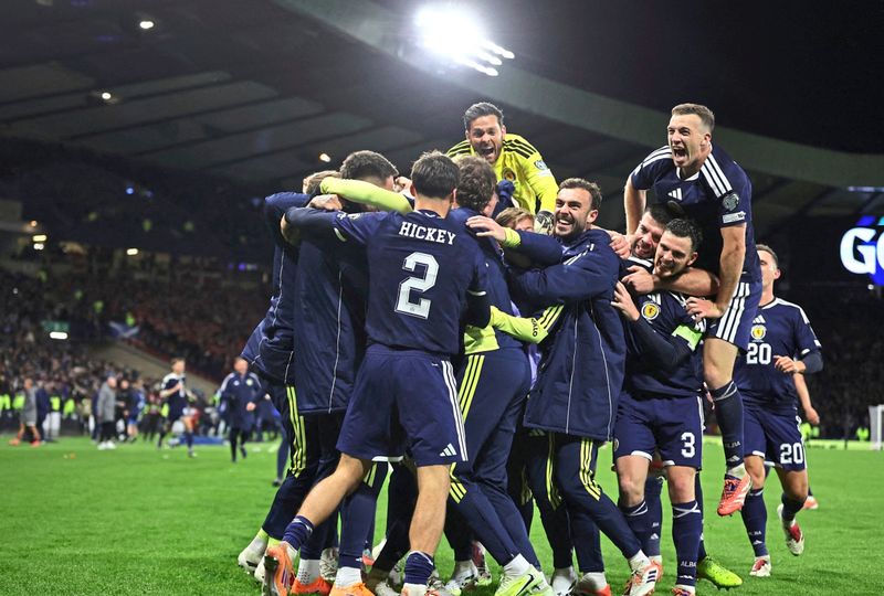 Schottland bucht in dramatischer Nachspielzeit das WM-Ticket