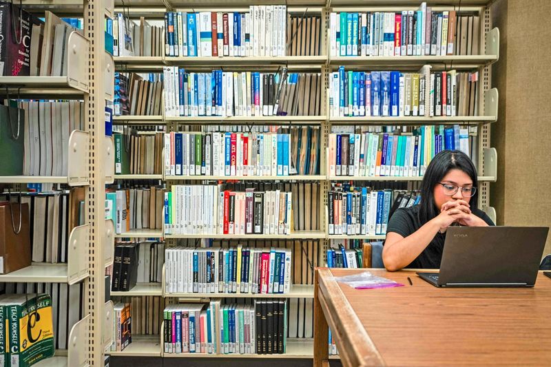 Zwischen Text und Tempo: Droht Österreichs Universitäten eine "Lesekrise"?