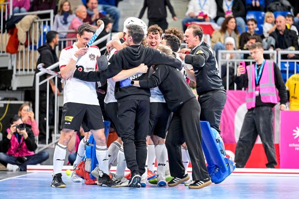 -sterreichs-Hockey-M-nner-zum-vierten-Mal-Hallen-Europameister