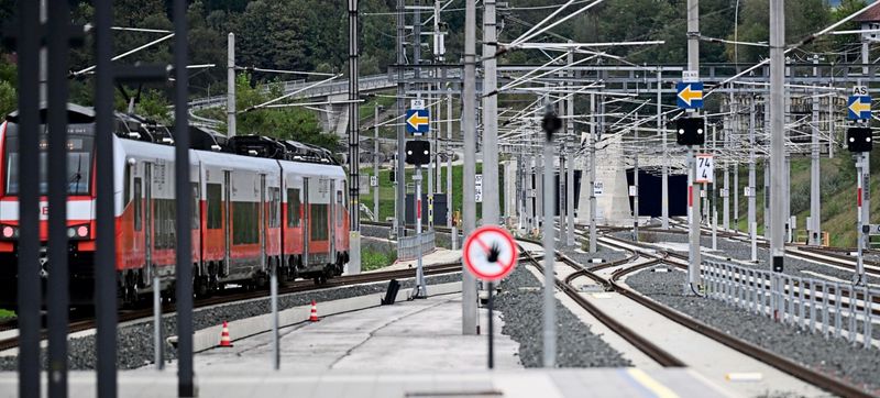 "Trainsurfen": Tödlicher Unfall auf der Weststrecke