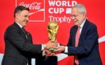 Die WM-Trophäe auf Staatsbesuch in Wien: Für einen Feiertag reicht das noch nicht 6fe0d623 f198 487f 9f09 4bd1a4efeaf5