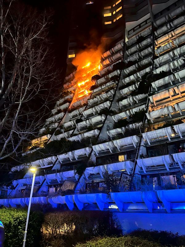 Eine-Tote-nach-Wohnungsbrand-in-Wien-Alterlaa
