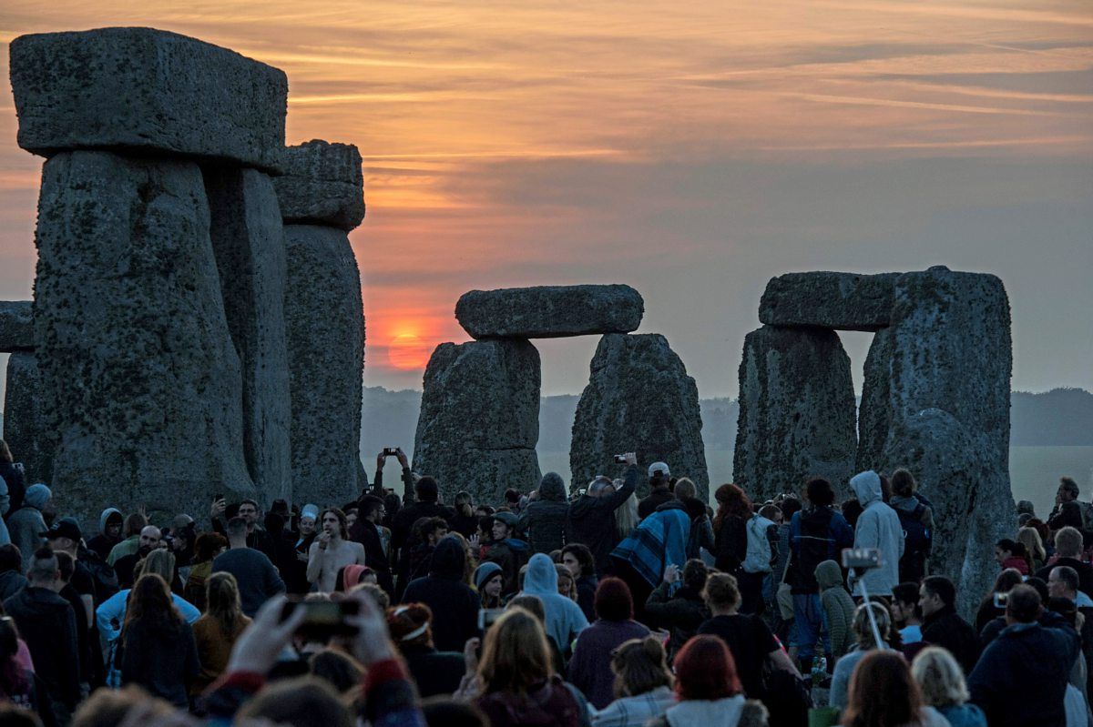 Tausende Feiern Sommersonnenwende Bei Stonehenge - Gesellschaft ...