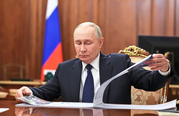 Wie-Putin-von-Trumps-Krieg-im-Iran-profitiert