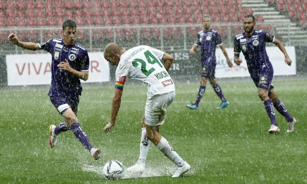 100 Minuten Regenpause, 40 Minuten Unterzahl: Klagenfurt schlägt WSG - Vimarsana News