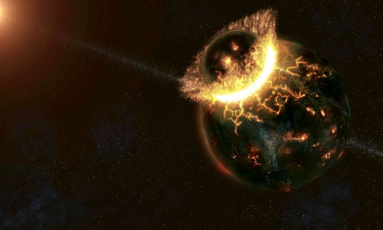 Künstlerische Darstellung einer Kollision zwischen einem marsgroßen Objekt und der Protoerde vor etwa 4,6 Milliarden Jahren. Das Bild zeigt einen kleineren Himmelskörper, der in einen größeren Planeten einschlägt und dabei eine massive Explosion und glühende Risse auf der Oberfläche des größeren Objekts verursacht. Im Hintergrund ist ein leuchtender Stern zu sehen, umgeben von Weltraum und Sternen.