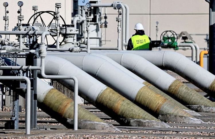 Blick auf Rohre der der Nord-Stream-Pipeline, die bei Lubmin an Land kommt