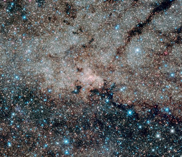Im-Zentrum-der-Galaxie-k-nnte-es-dunkle-unsterbliche-Sterne-geben