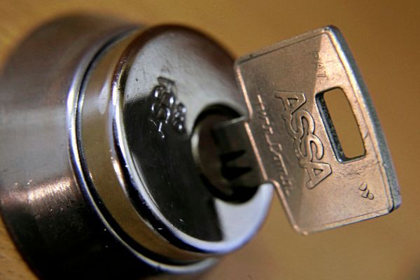Ausgesperrt-Wasserschaden-Heizung-defekt-Konsumentenschutz-warnt-vor-unseri-sen-Notdiensten